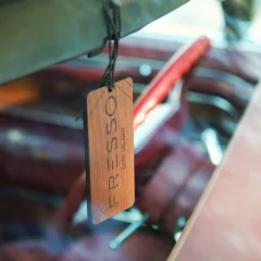 Hölzerne Anhänger FRESSO Signature Man